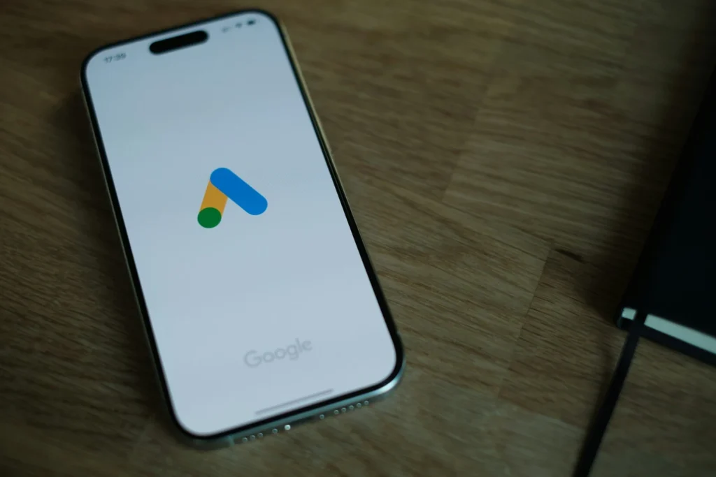 Google Ads App auf Smart-Phone